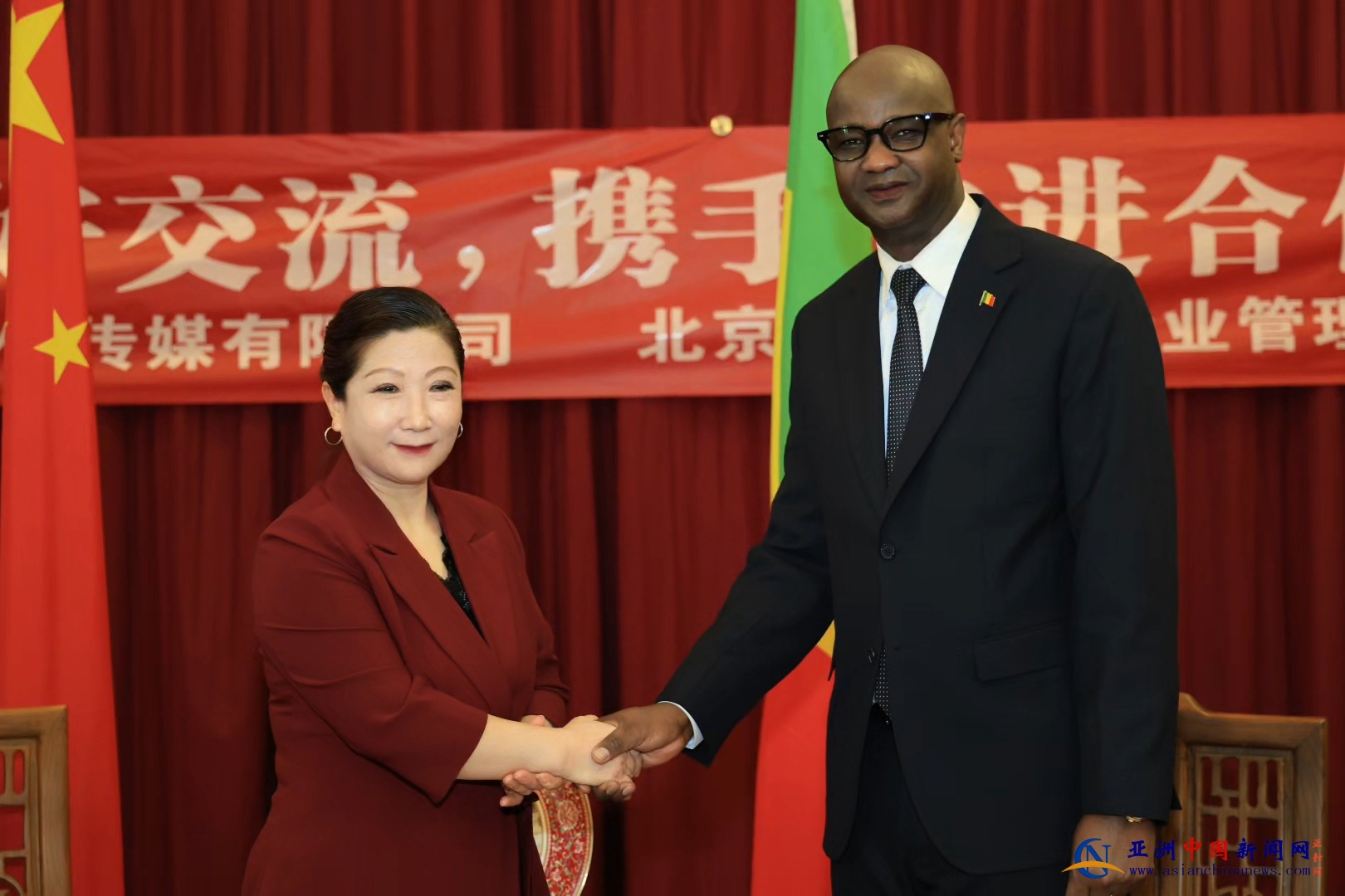 1764146372125990.jpg 1764146372125990.jpg